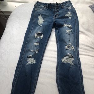 Mid rise boyfriend jeans never worn